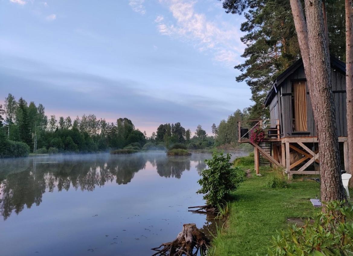 Dragon House In The Tree! Jacuzzi, Sauna ,Cinema,Heated Lici  Luaran gambar